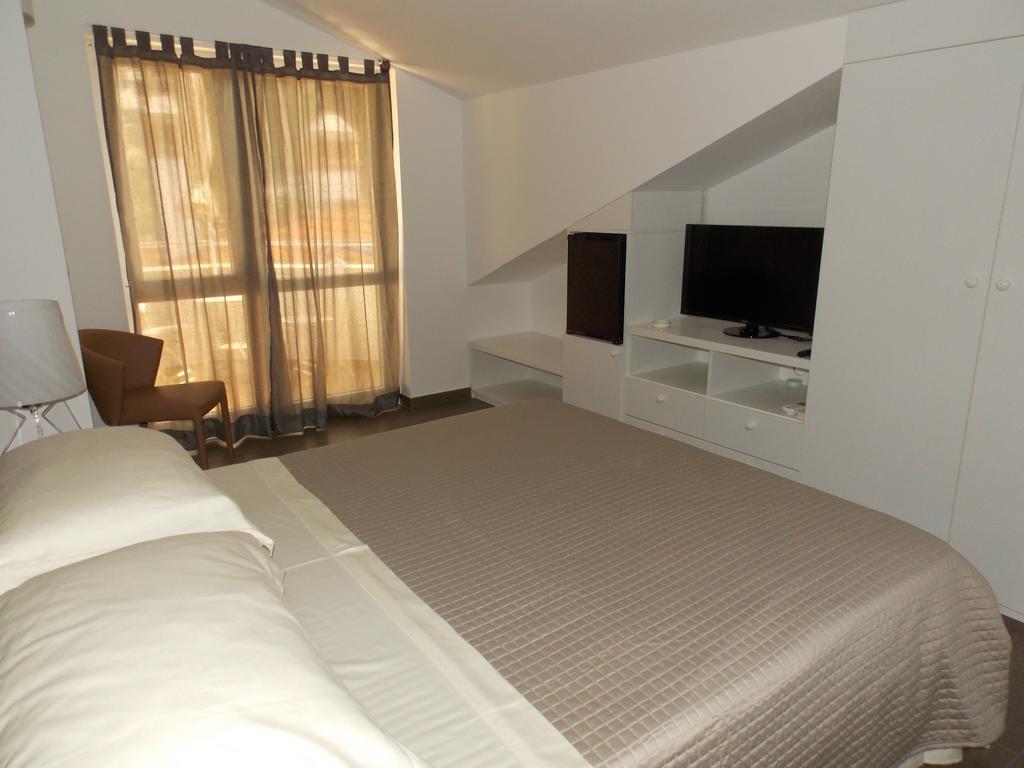 Corte dei merli Suite&Room Rovinj Exterior foto